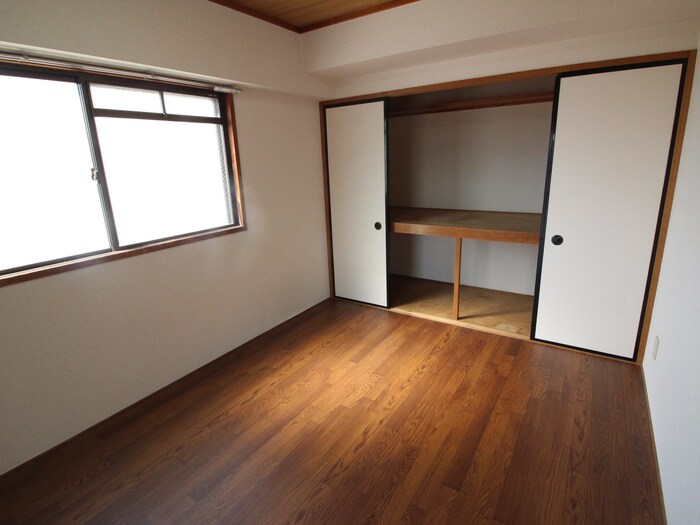 物件内観写真12　(居室)