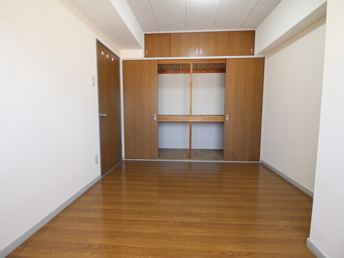 物件内観写真13　(収納)