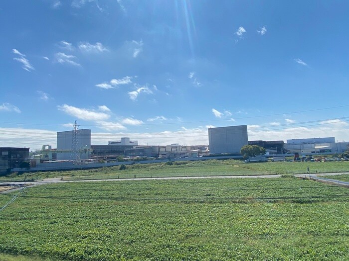 物件内観写真22　(室内からの展望)