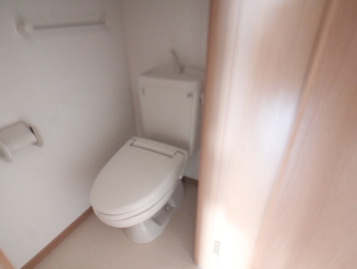 物件内観写真10　(トイレ)