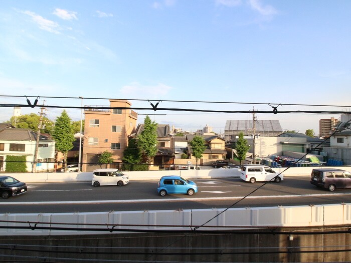 物件内観写真22　(室内からの展望)