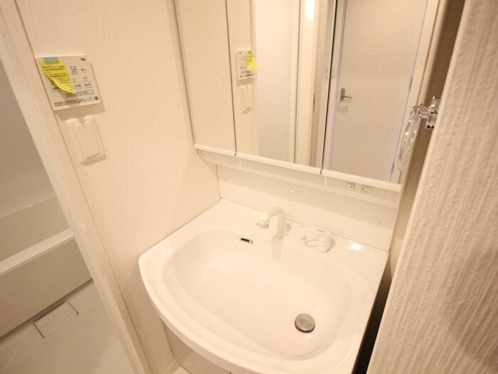 物件内観写真13　(洗面)