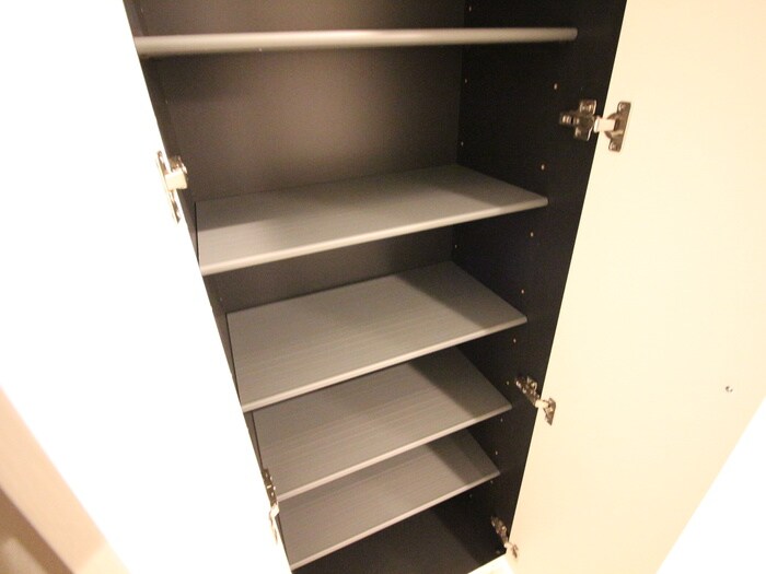 物件内観写真17　(靴箱)