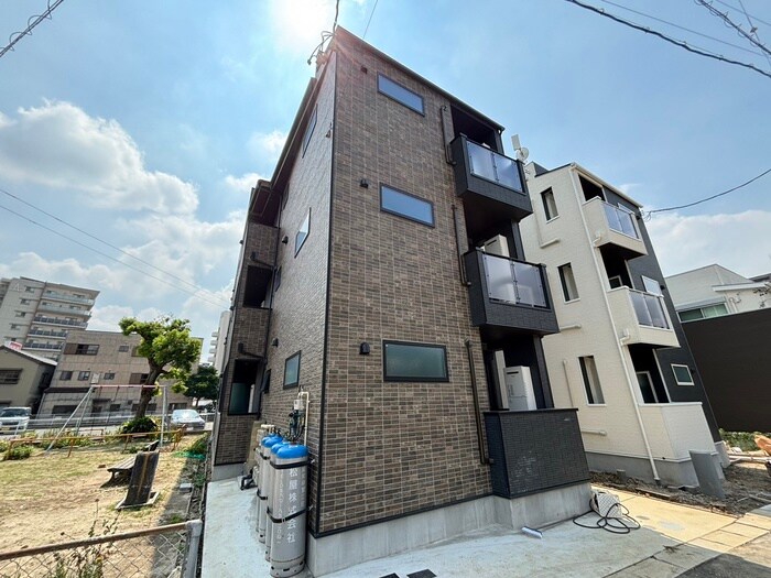 物件外観写真2　(外観写真)