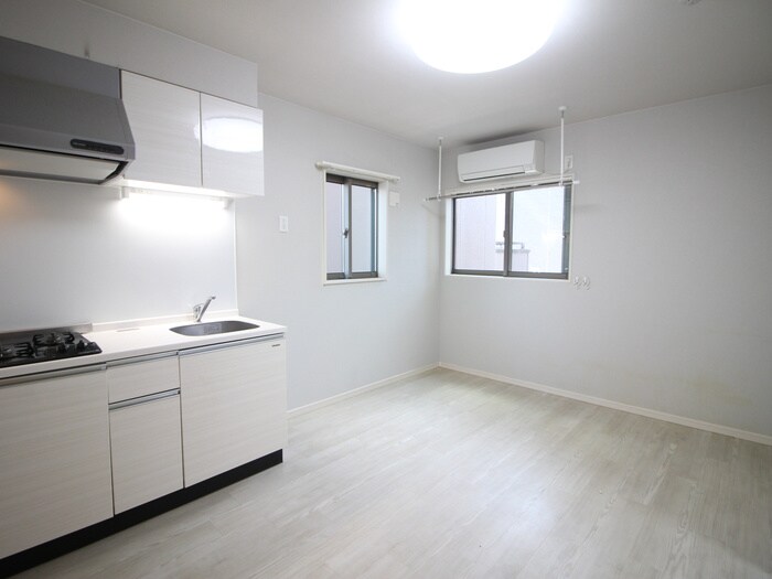 物件内観写真12　(居室)