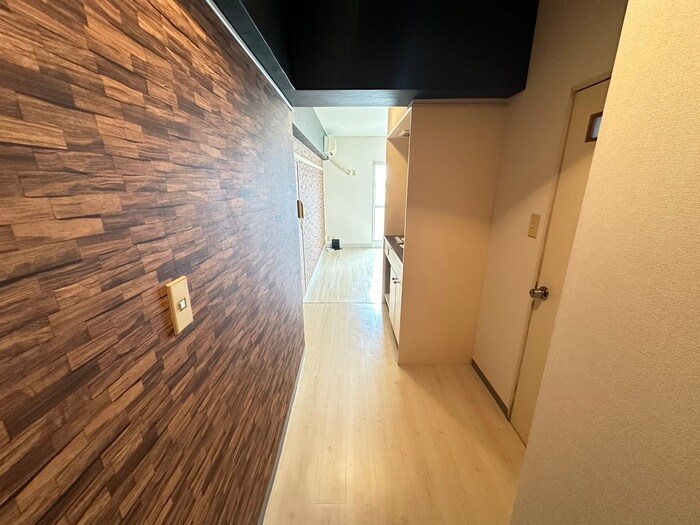 物件内観写真19　(廊下)