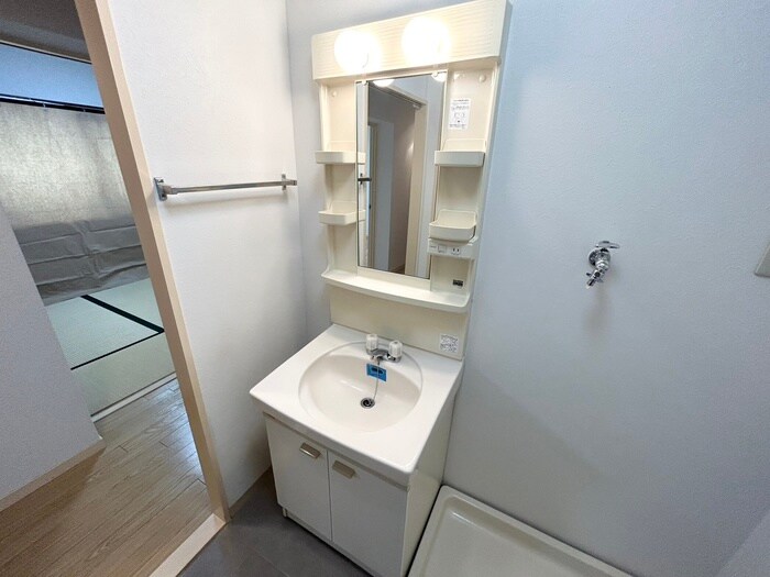 物件内観写真11　(洗面)