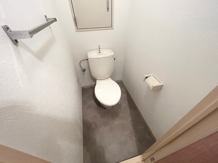 物件内観写真13　(トイレ)