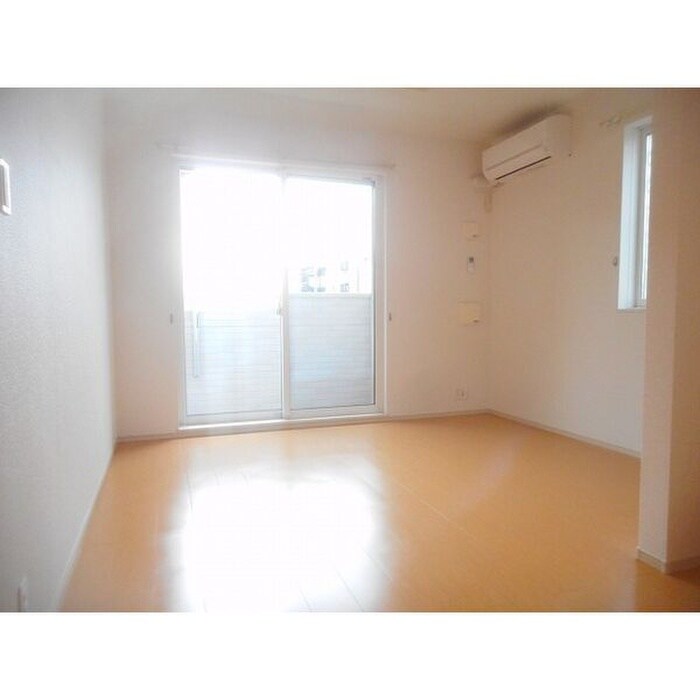 物件内観写真6　(廊下)