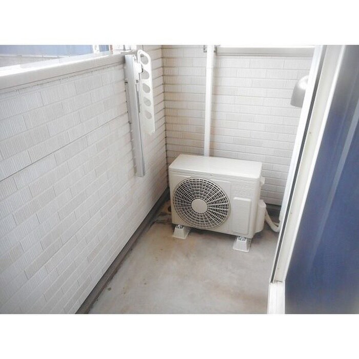 物件内観写真9　(ベランダ・バルコニー)