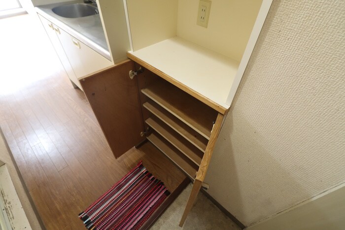 物件内観写真8　(靴箱)