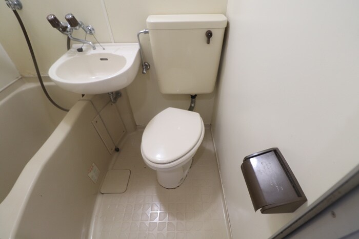 物件内観写真14　(トイレ)