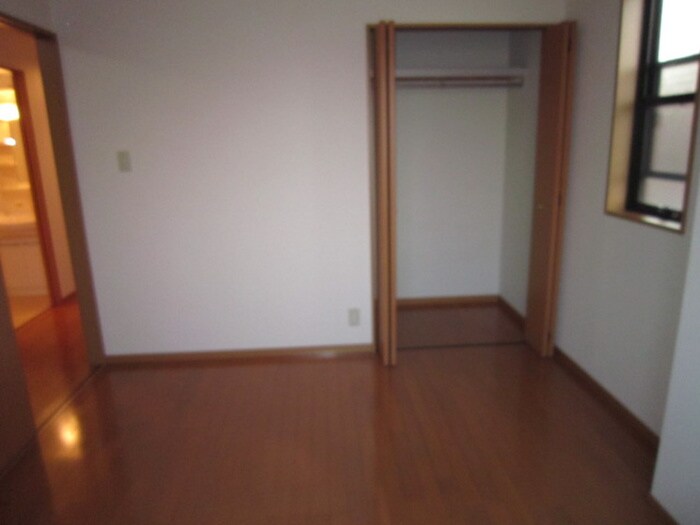 物件内観写真10　(収納)