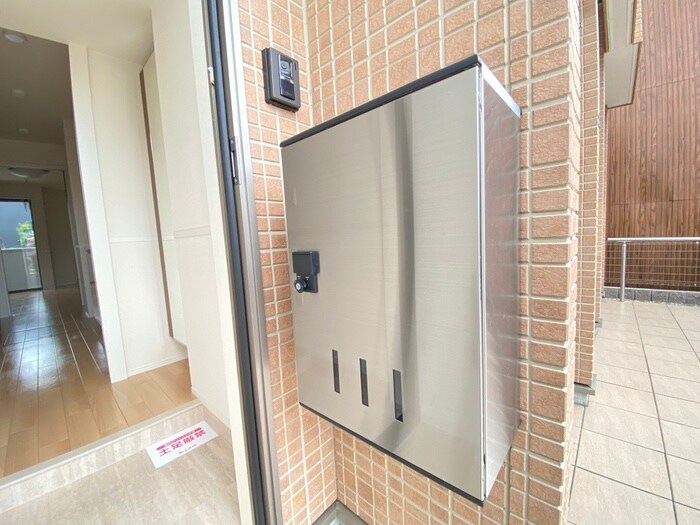 物件外観写真4　(建物設備)