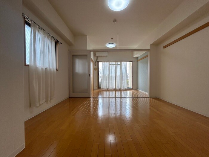 物件内観写真7　(居室)