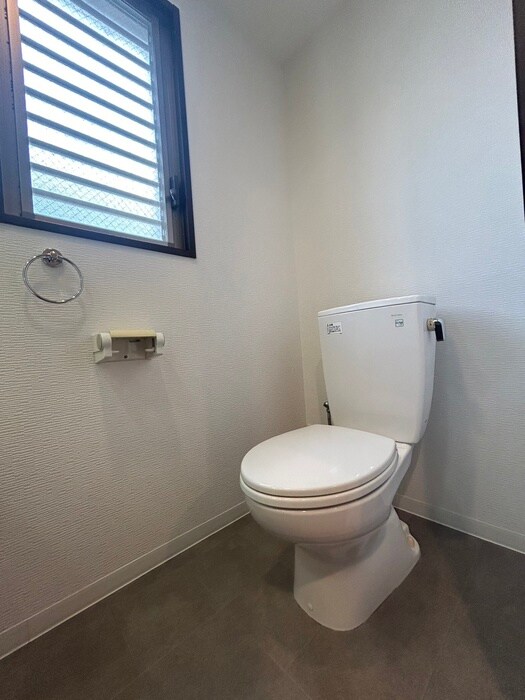 物件内観写真13　(トイレ)