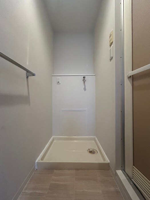 物件内観写真15　(洗濯機置場)