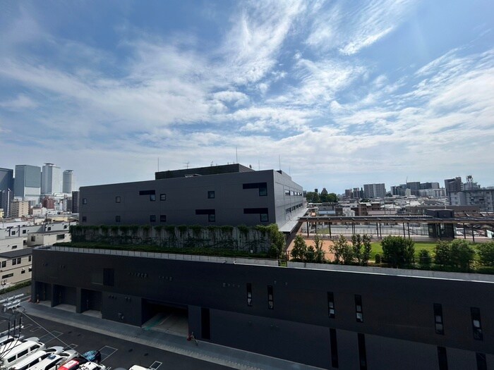 物件内観写真17　(室内からの展望)