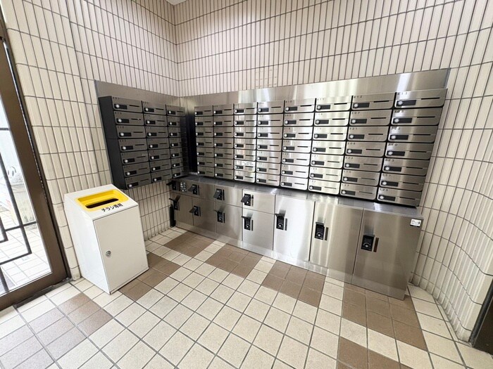 物件外観写真6　(建物設備)