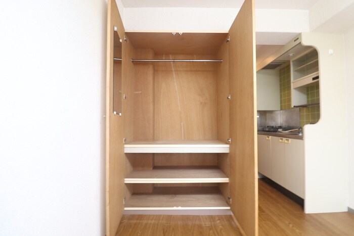 物件内観写真17　(収納)
