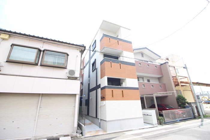 物件外観写真1　(外観写真)