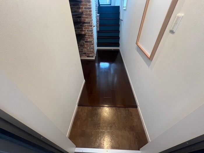 物件内観写真12　(廊下)