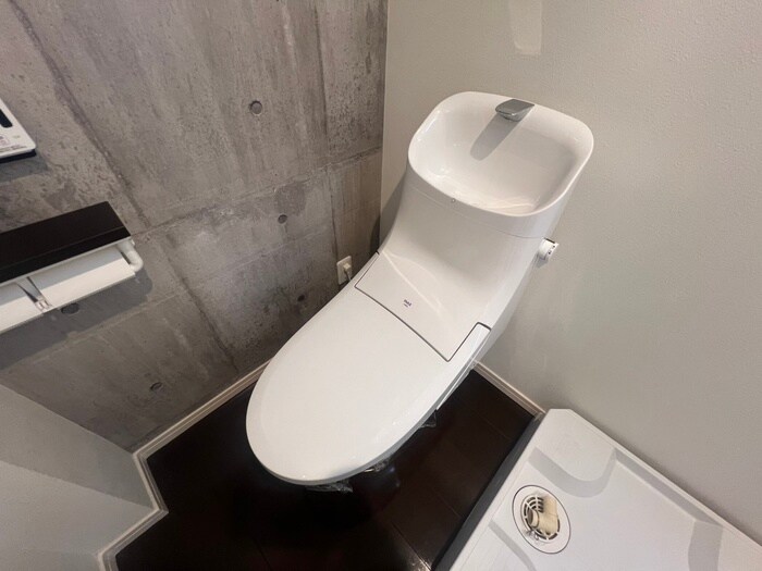 物件内観写真14　(トイレ)