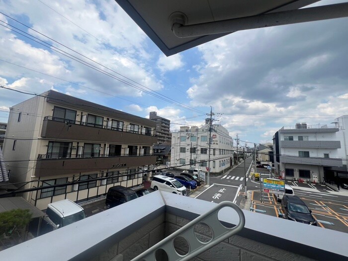 物件内観写真22　(室内からの展望)