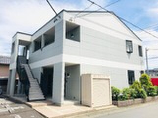 物件外観写真4　(エントランス部分)