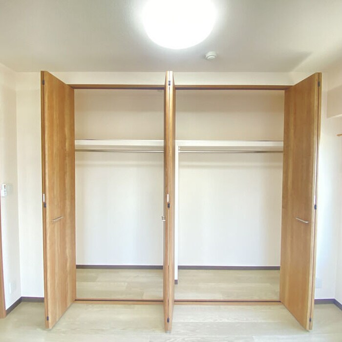 物件内観写真16　(収納)