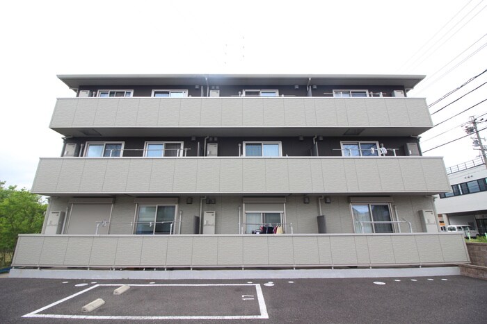 物件外観写真4　(外観写真)