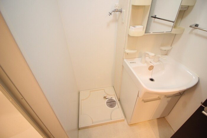 物件内観写真11　(洗濯機置場)