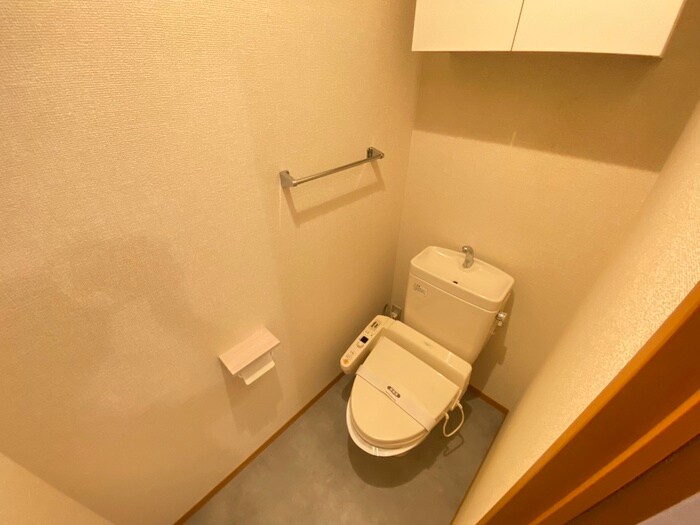 物件内観写真17　(トイレ)