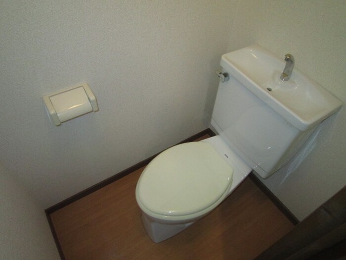 物件内観写真12　(トイレ)