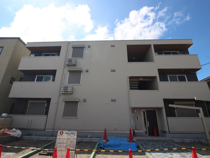 物件外観写真2　(外観写真)