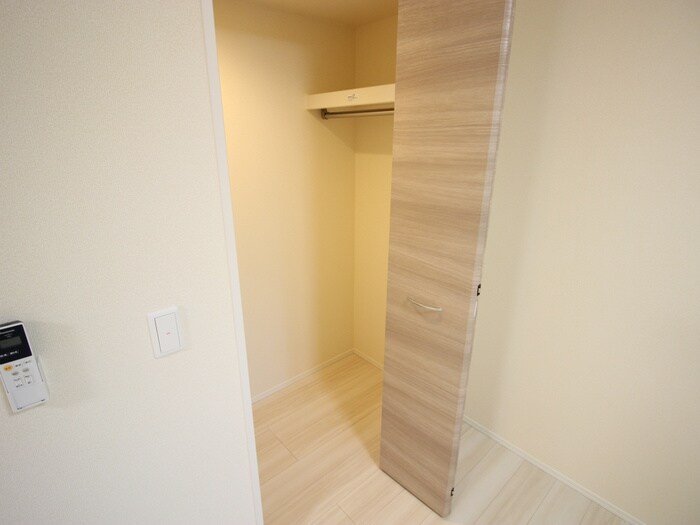 物件内観写真9　(収納)