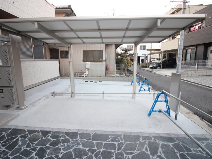 物件外観写真5　(駐輪場)