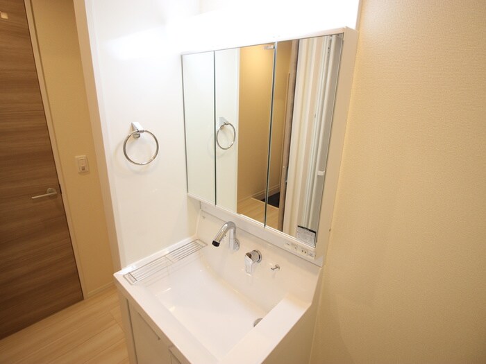 物件内観写真16　(洗面)