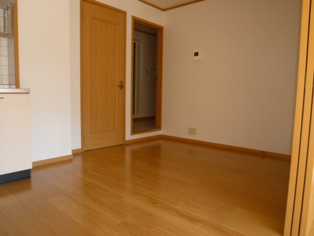 物件内観写真5　(居室)