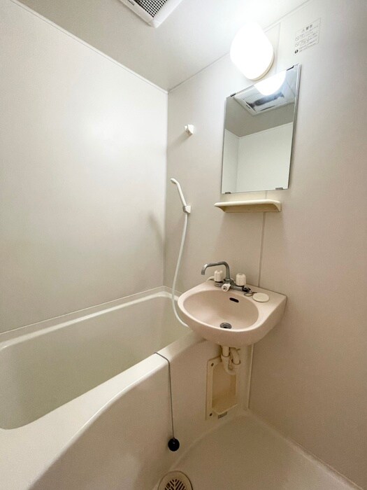 物件内観写真12　(バス／シャワールーム等)