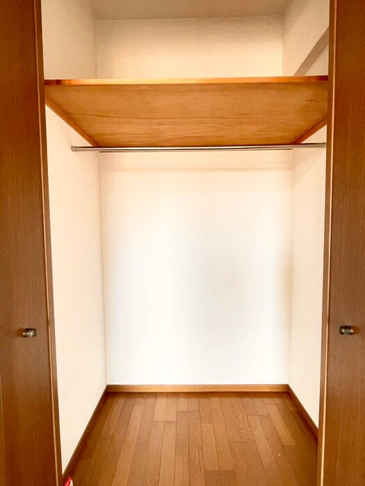 物件内観写真15　(収納)