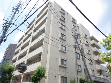 ホワイトホフマン外観写真