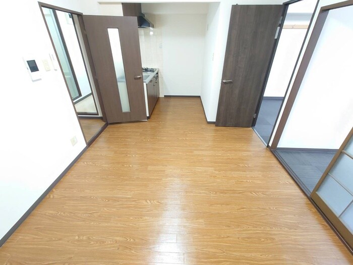 物件内観写真7　(居室)