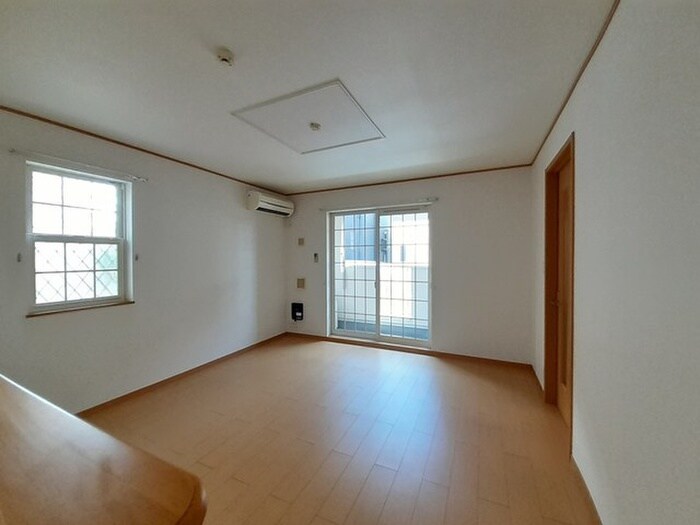 物件内観写真4　(居室)