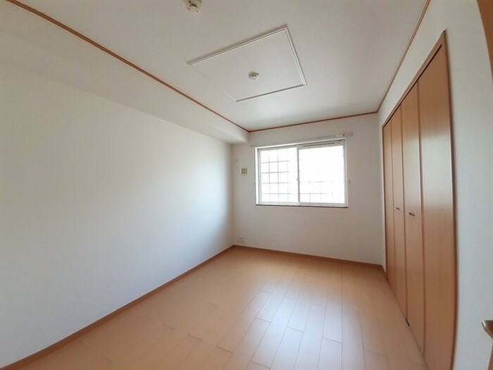物件内観写真9　(居室)