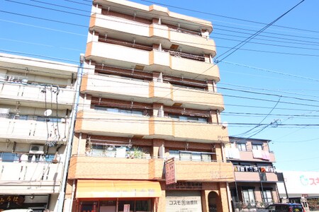 マンション　ソレック外観写真