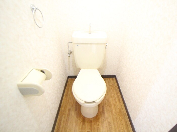 物件内観写真13　(トイレ)