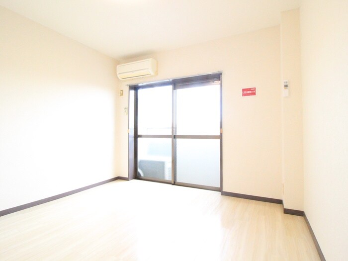 物件内観写真17　(居室)