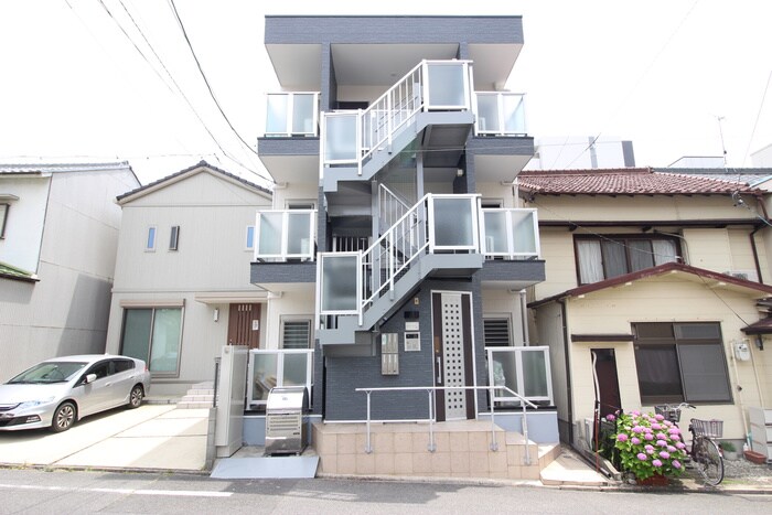 物件外観写真1　(外観写真)