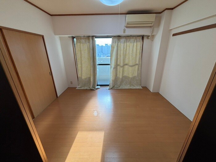 物件内観写真7　(居室)